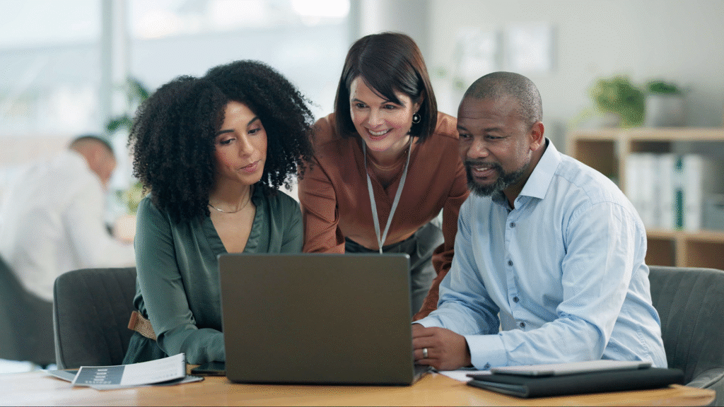 Como as gerações se comportam no mercado de trabalho