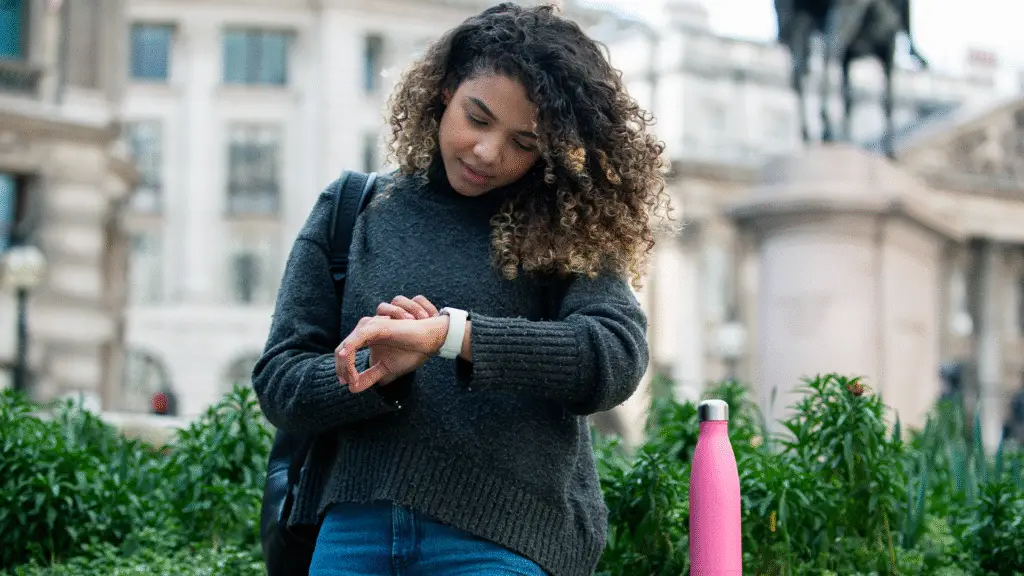 Seja pontual na entrevista de emprego